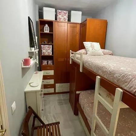 Apartment Apartamento En Triana. *